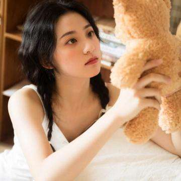 果盘女神纪元bt版下载